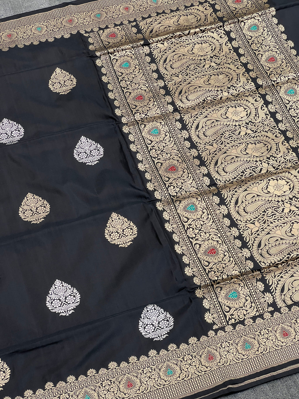Handloom Kadhwa Katan Silk Saree