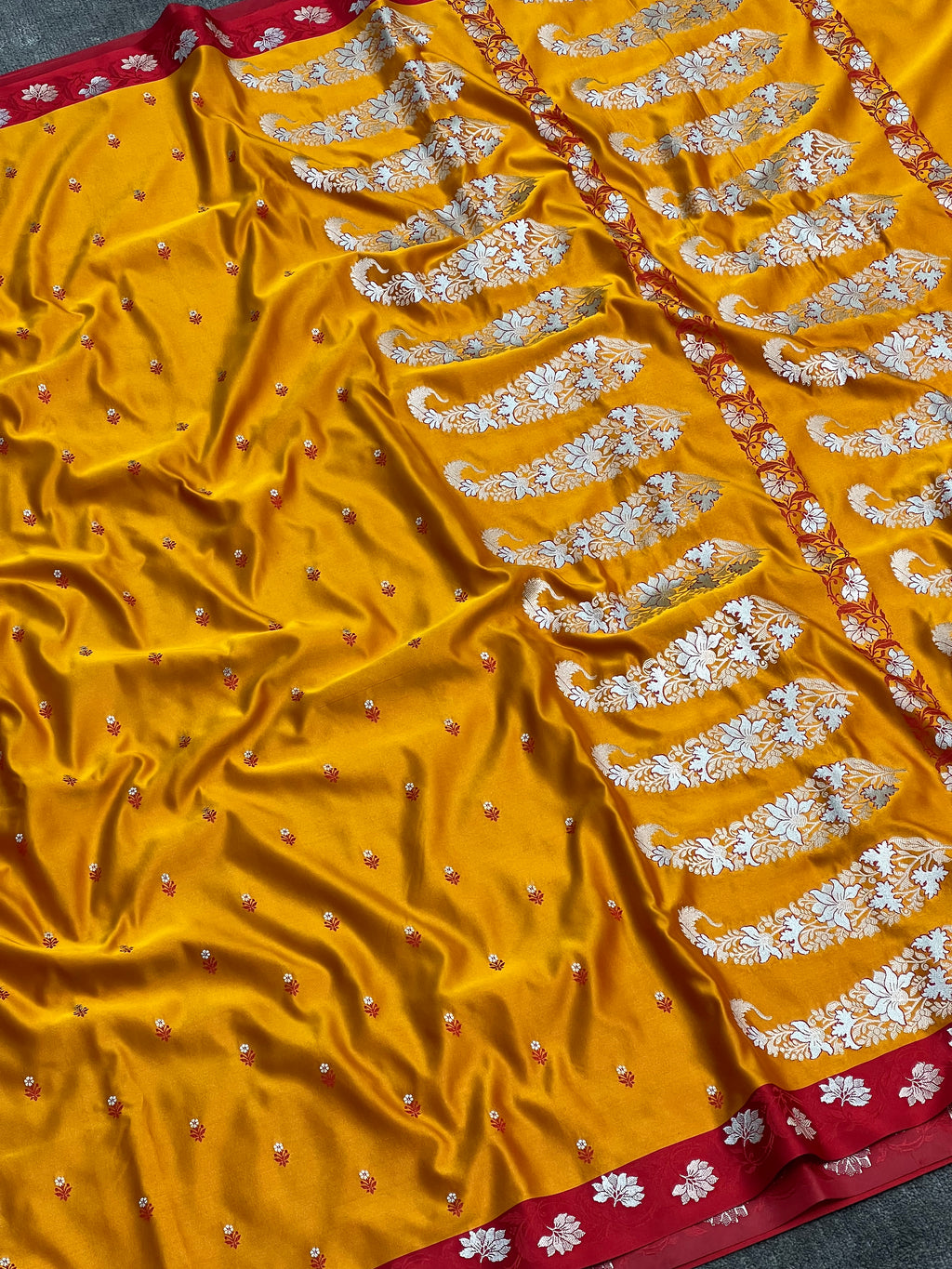 Traditional Banarasi Mashru Katan Silk Saree